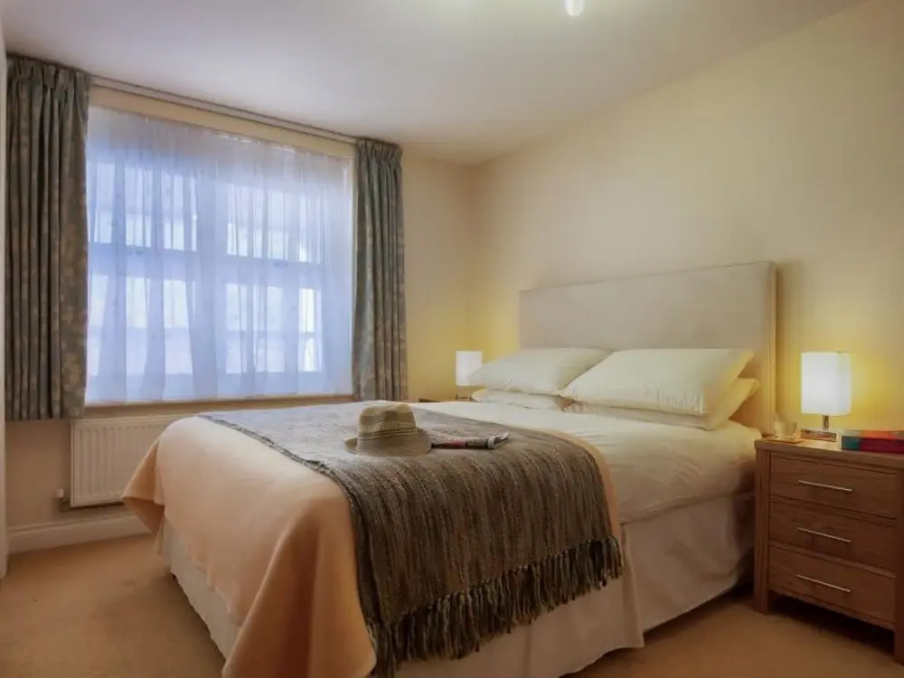 Modern Apartment in Dawlish With Dawlish Coast View