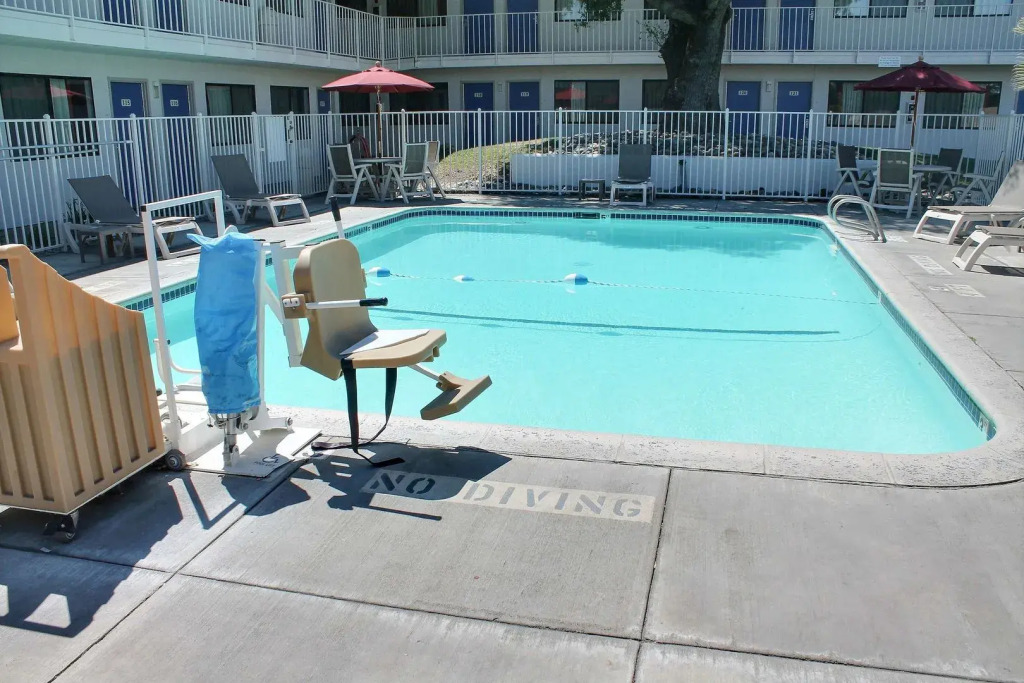 Motel 6-Atascadero, CA