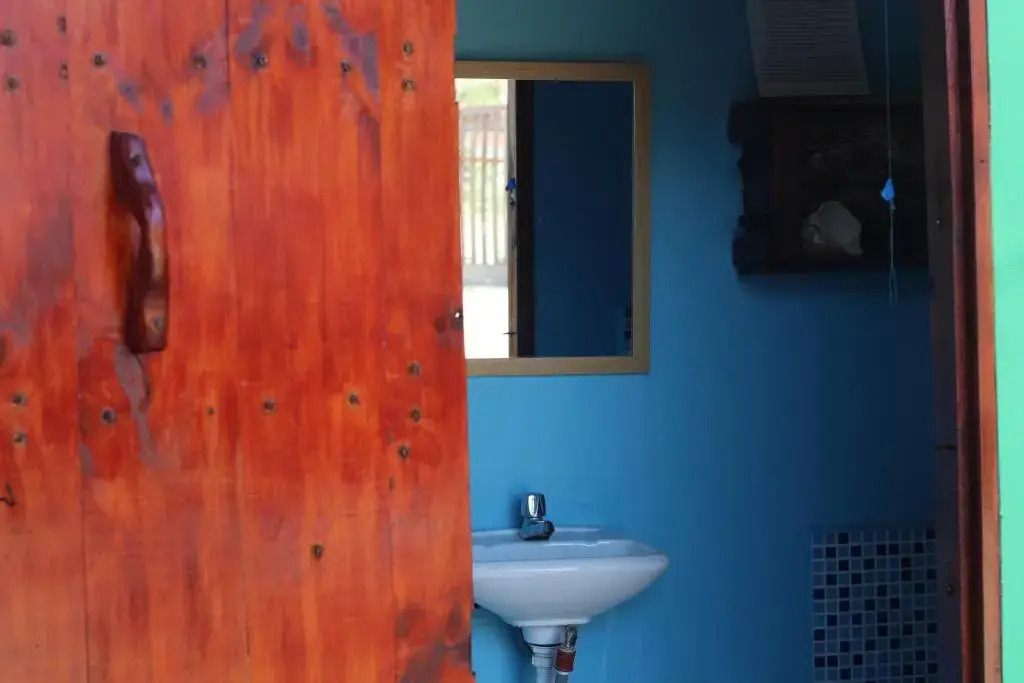 Hostal Puerto Engabao "El Surf Shelter"