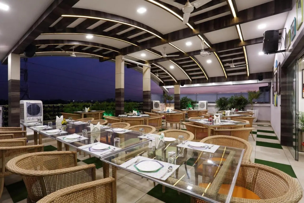 Treebo Daksh Residency
