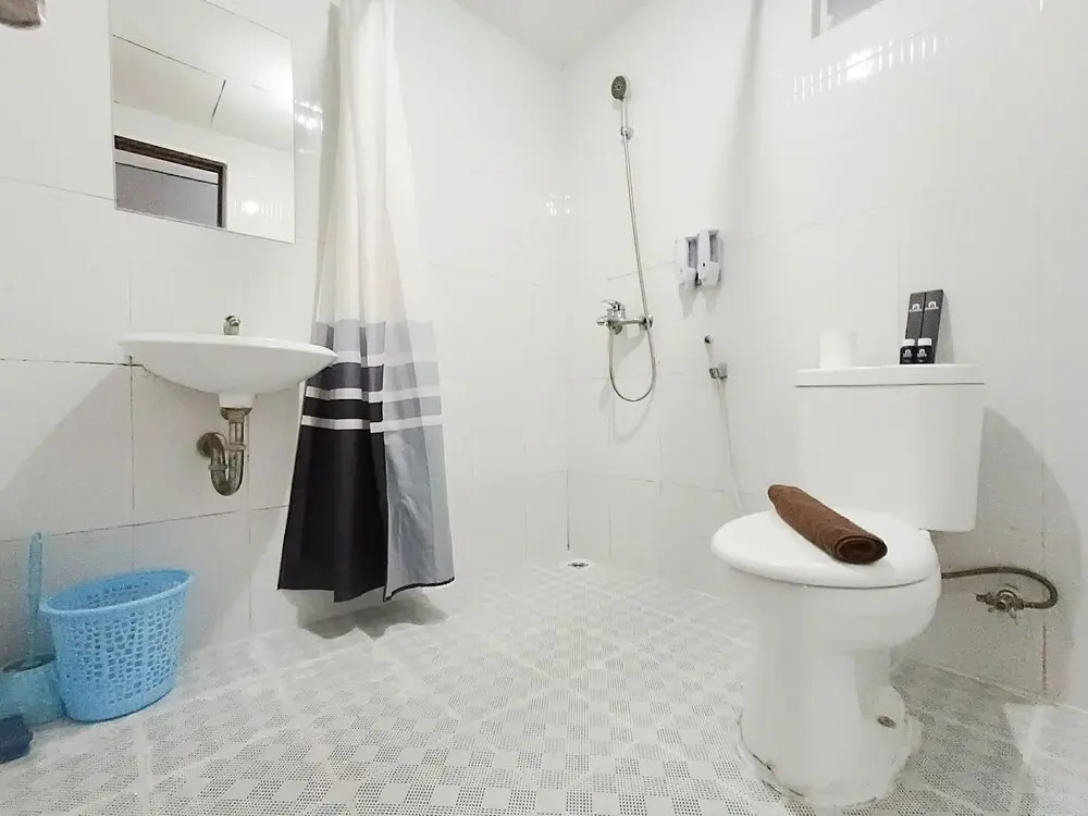 Nice And Modern 2Br At Royal Makassar Apartment