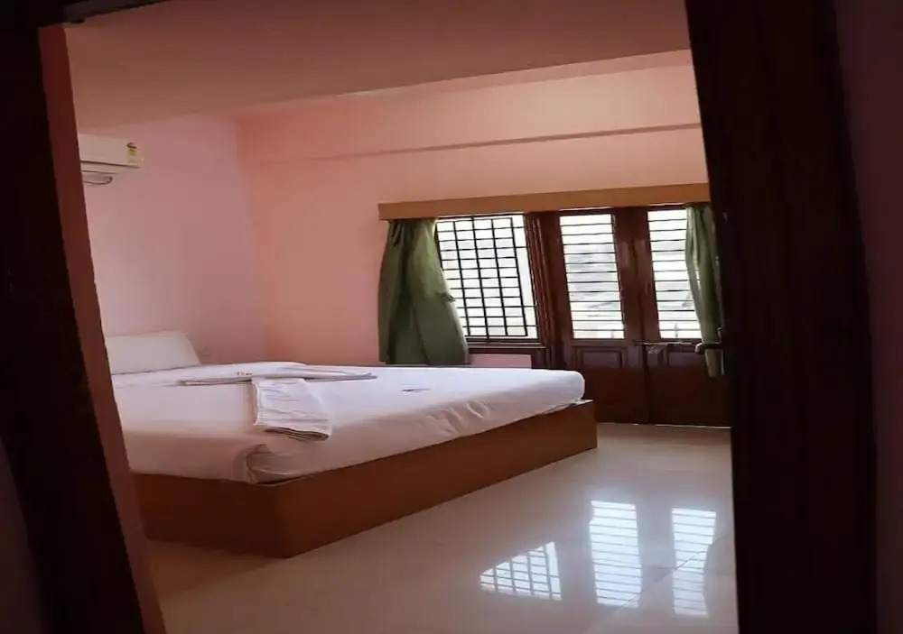 Lingaa's Archana Homestay