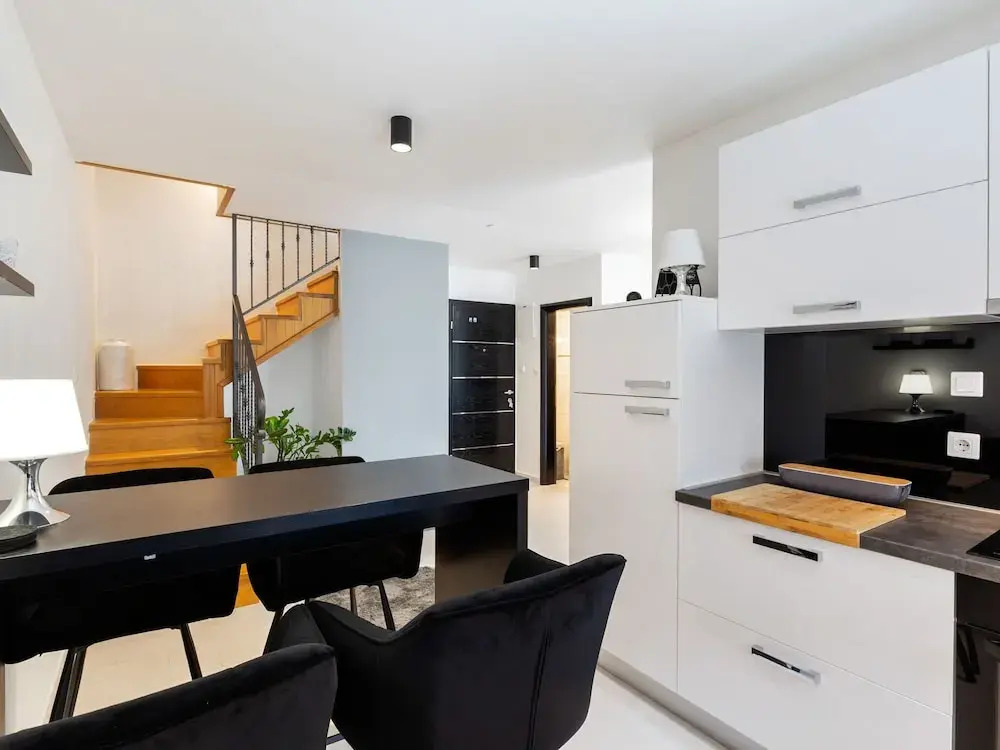 Modern Apartment in Zadar with Garden