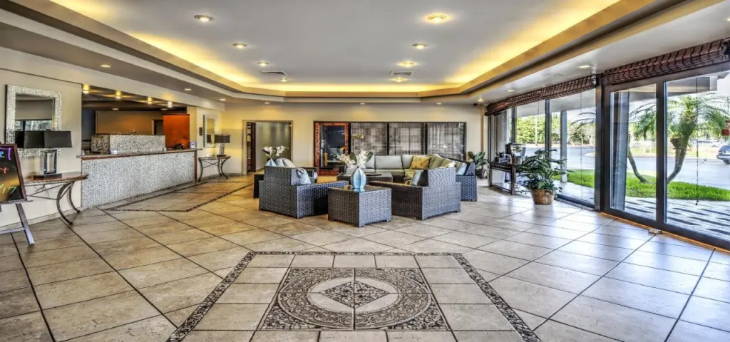 Vero Beach Inn & Suites Vero Beach I-95
