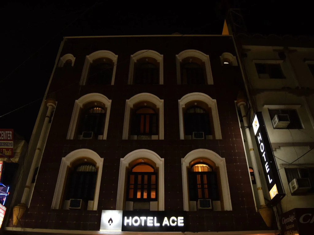 OYO 3439 Hotel Ace