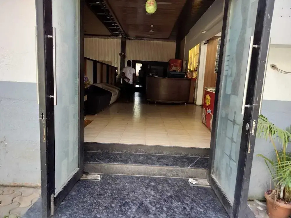 Hotel Saiba Lodging