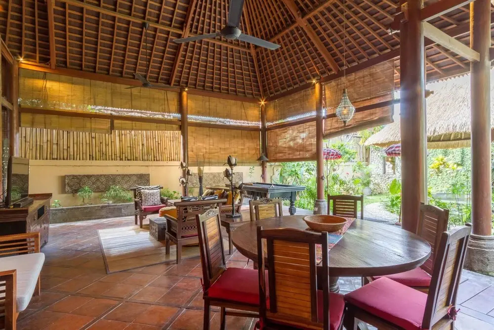 Villa Santhi
