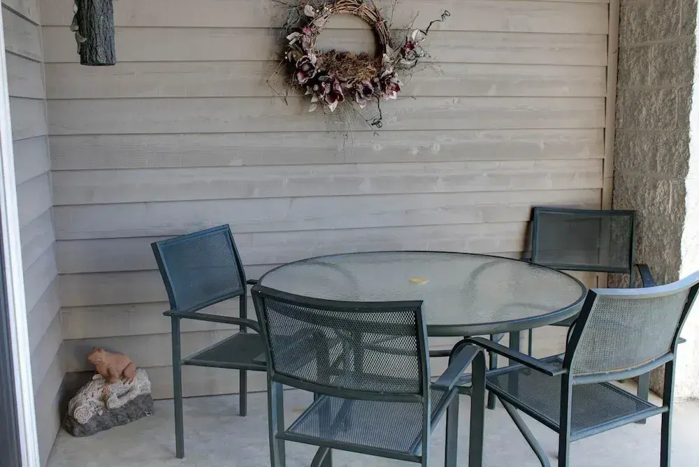 Whispering Pines 424
