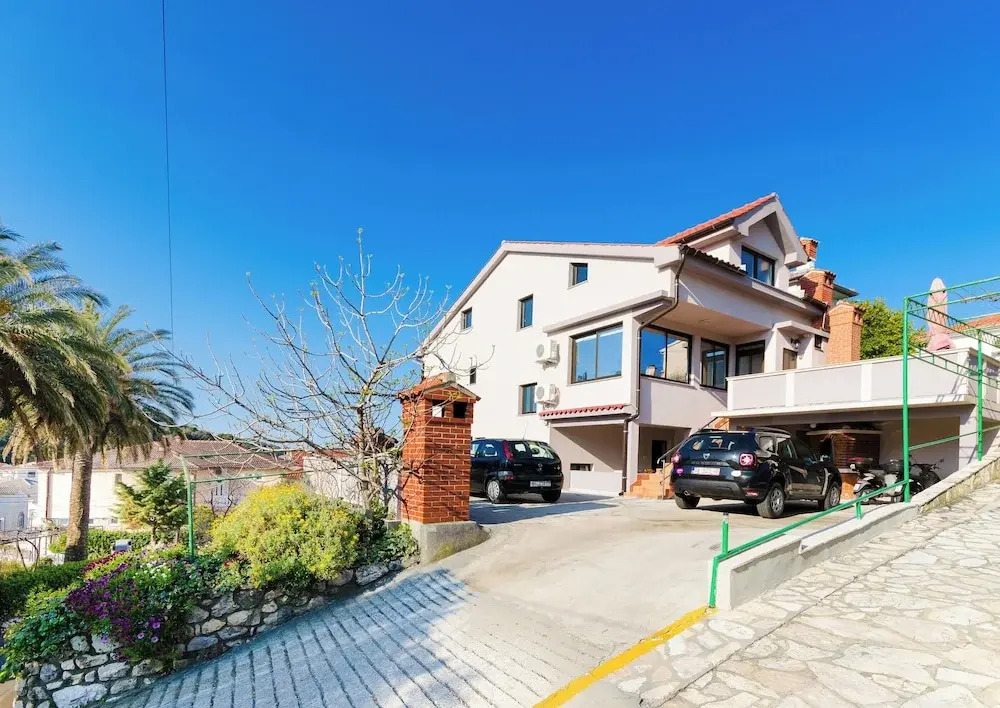 Apartment Renata