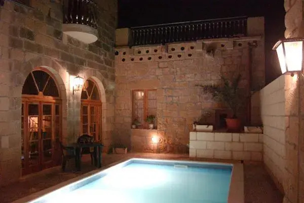 Ta Zaren Farmhouse