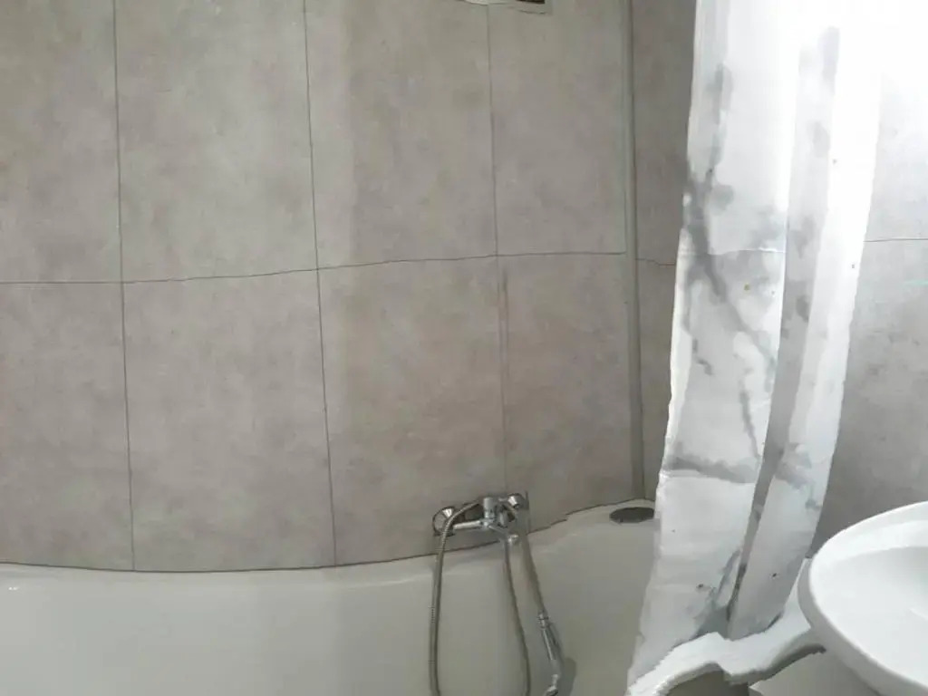 Appartement Le Biot, 2 pièces, 6 personnes - FR-1-573-61