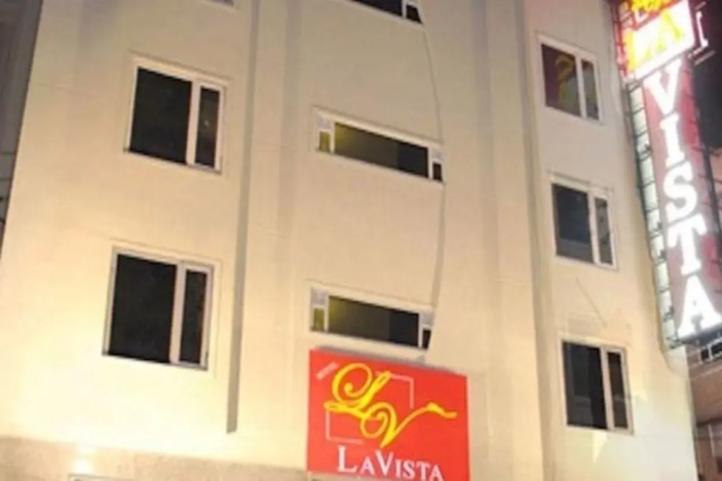 Hotel La Vista Karol Bagh New Delhi