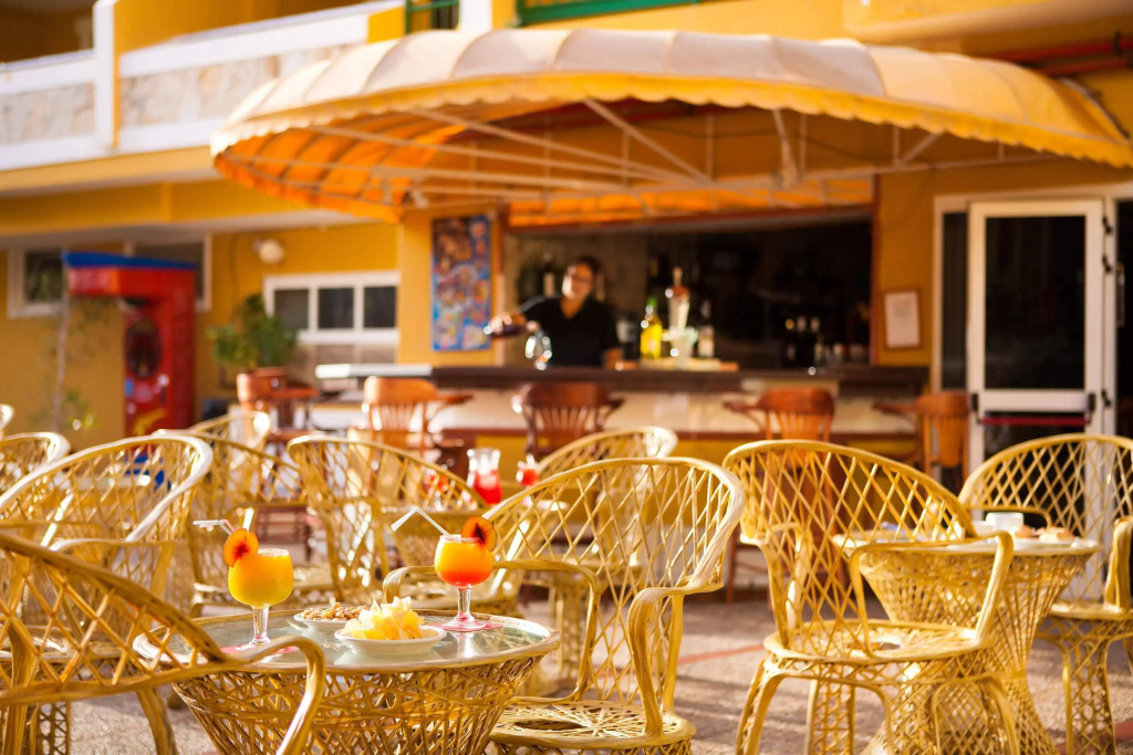 Caleta Garden