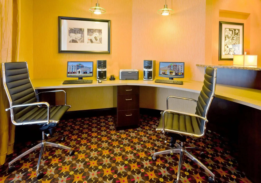 Holiday Inn Express Nashville-Opryland by IHG