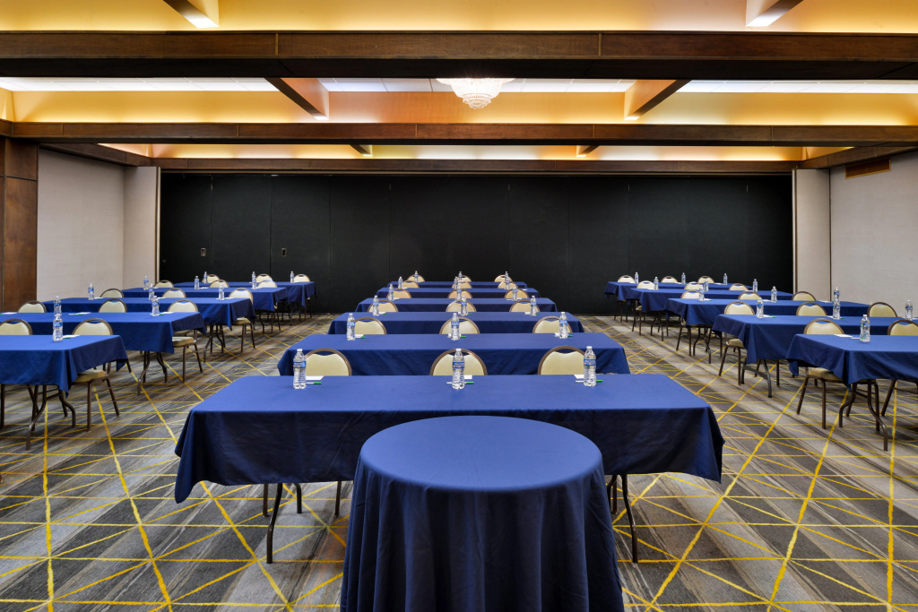 Holiday Inn Great Falls-Convention Center by IHG