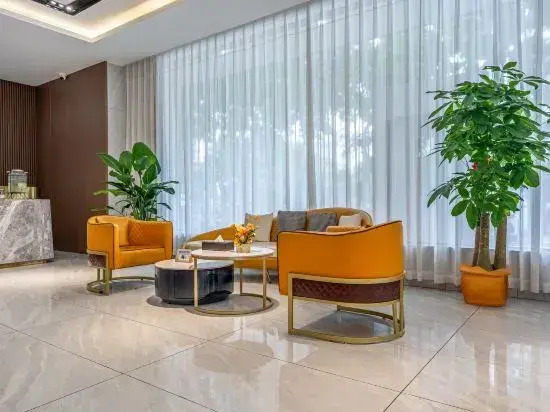 Carlton K Hotel