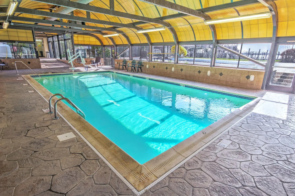 Club Wyndham Newport Onshore