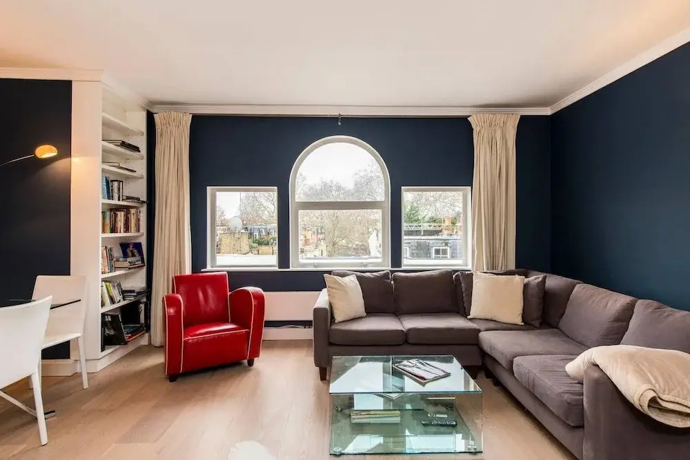 2 bed With Roof Terrace & car Space-2 Mins to Tube
