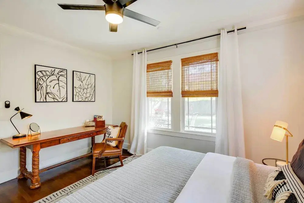 Walk to Dtwn: 'tyler Tudor' w/ Backyard