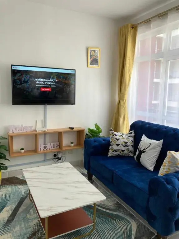 Lyshima’s Cozy Studio