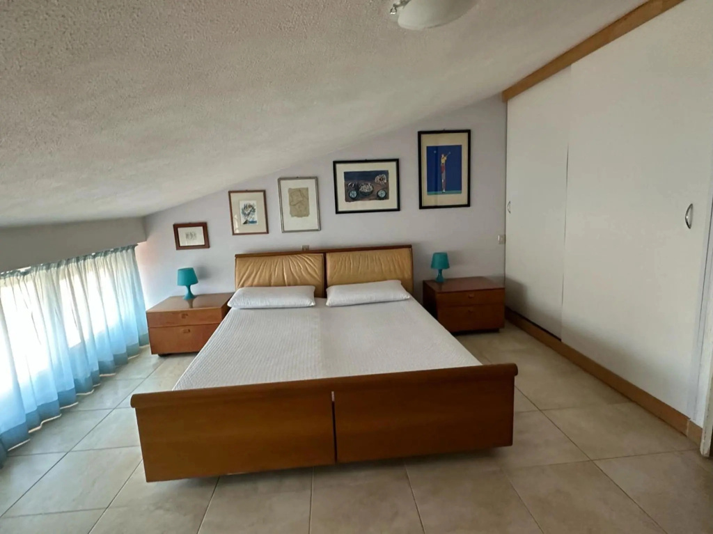 Economy Rooms