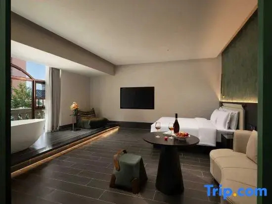 Ptana Hotel (Xinhualian Square Branch)