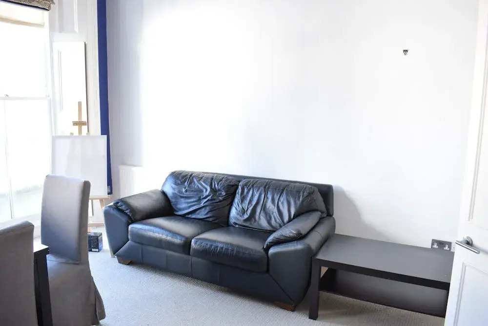 Central Location 1 Bedroom Flat