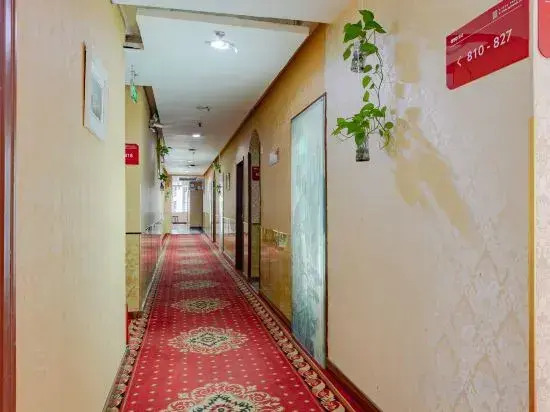 Chongqing Yuanjing Hotel (Xietaizi Metro Station Keyuan 4th Road Branch)