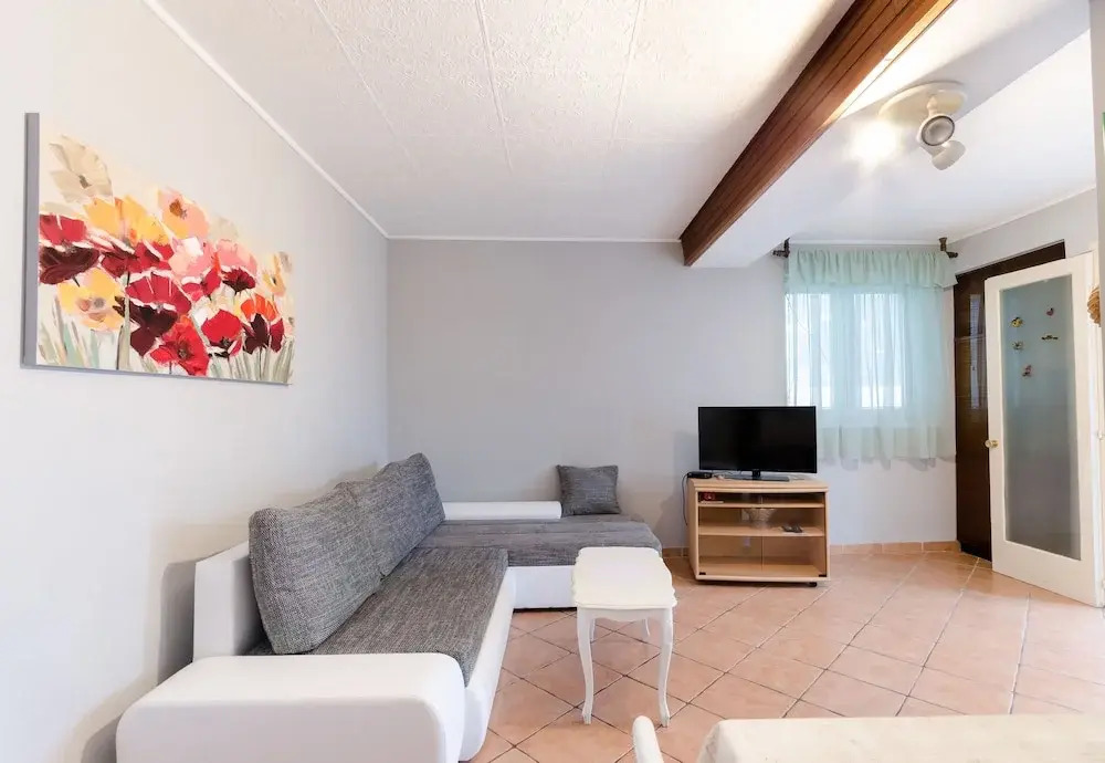 Apartments and Room Mirjana