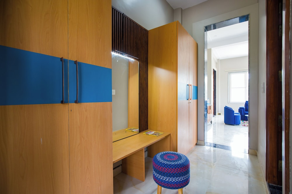 ELIVAAS 3 BHK Amber Villa With Pvt Pool