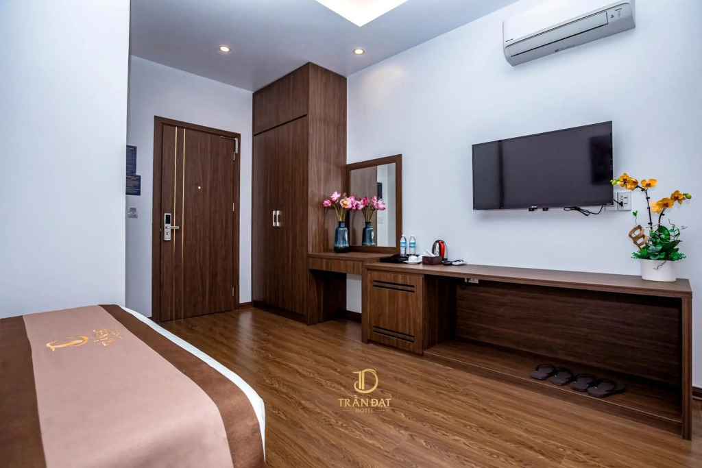 Trần Đạt Hotel
