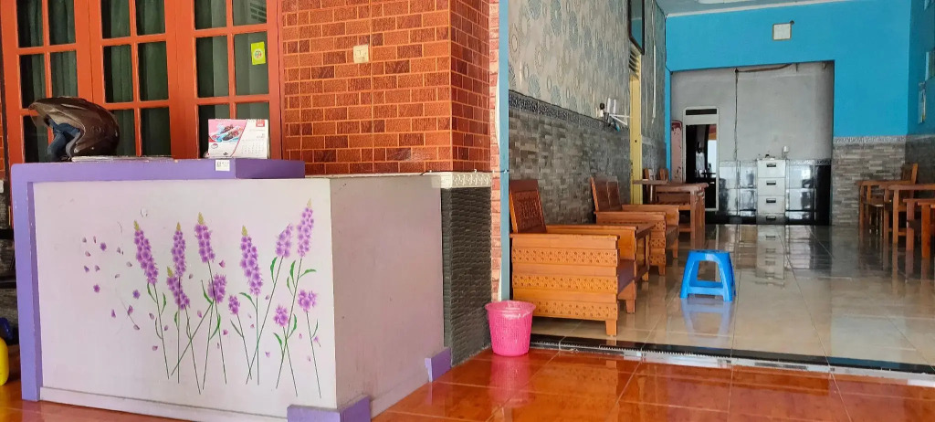 Hotel Keluarga Mekar Jaya Syariah Near UNS Solo