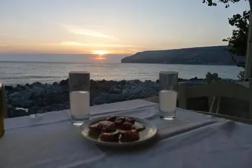 Kourmas Suites
