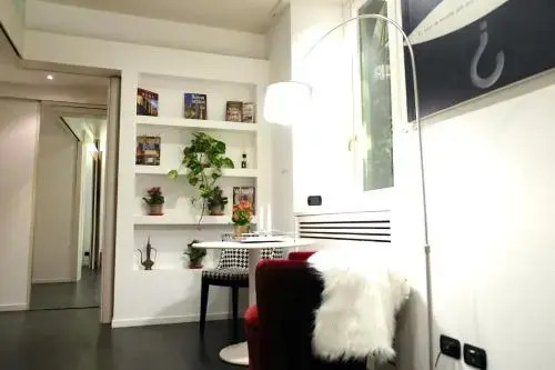 Via Condotti Private Suite