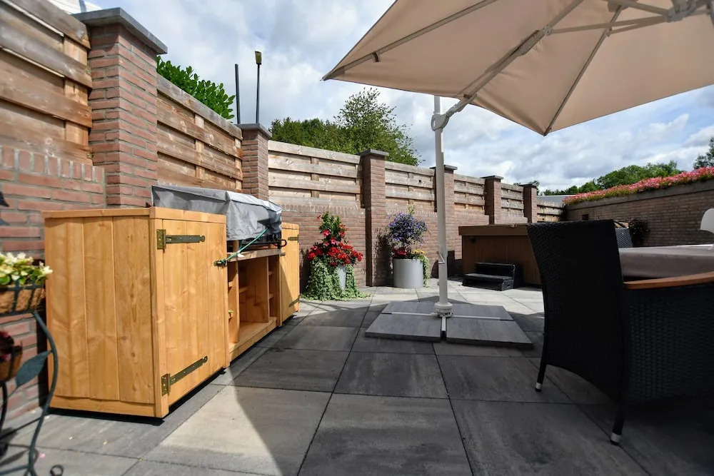 Luxury Holiday Home in the South of Limburg Province with Hot Tub, Sauna, Large Garden