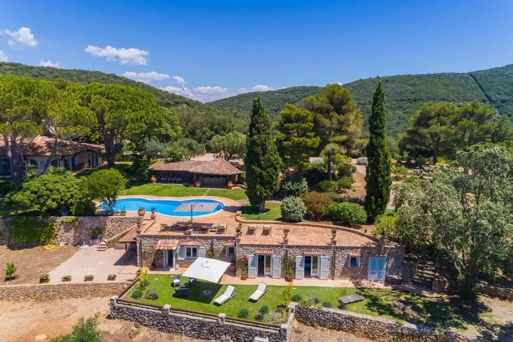 Villa Acciale With Heated Swimming Pool Sea View and Parking