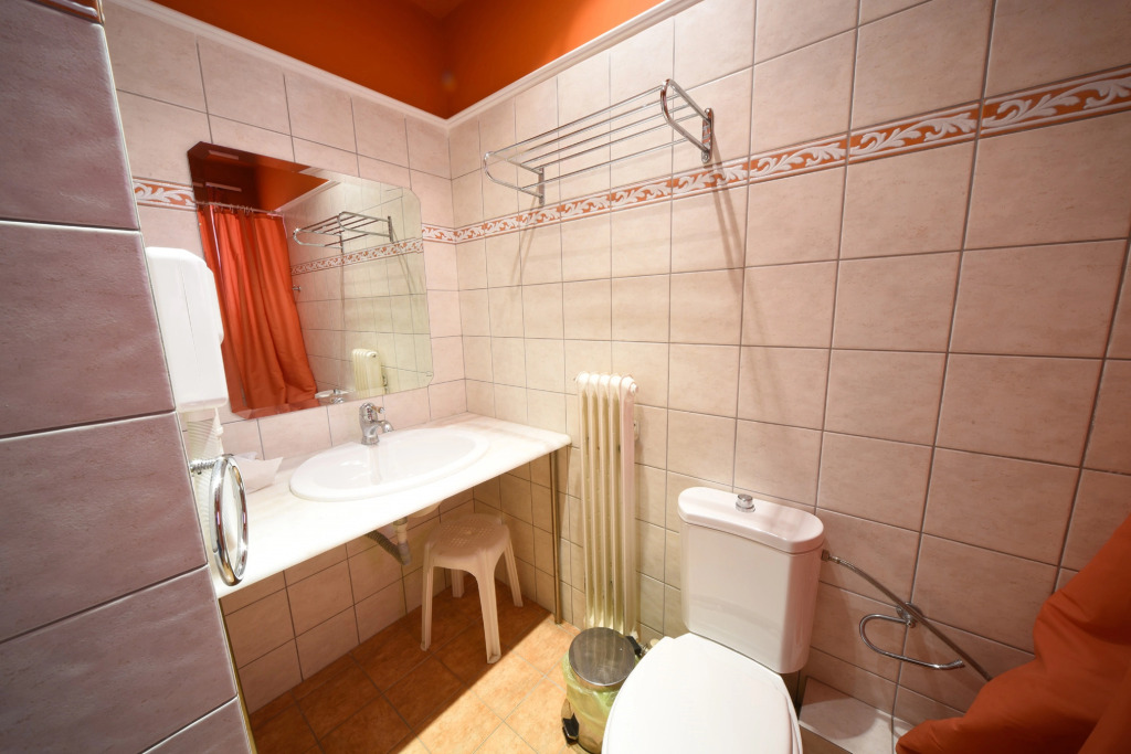 Mont Helmos Hotel