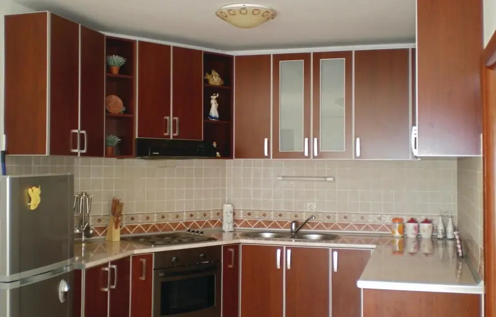 Awesome Home in Igalo With Wifi and 2 Bedrooms