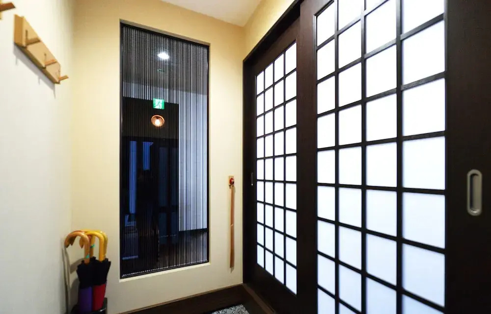 Raku Inn