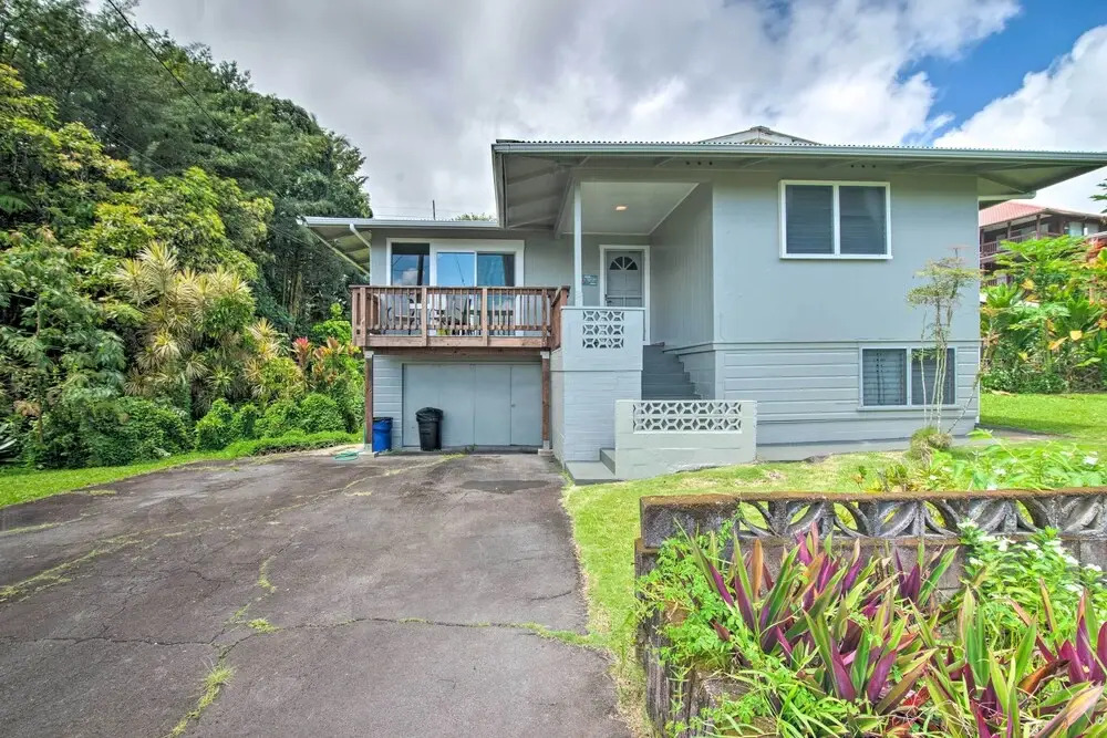 Hilo Apartment: Ocean Views on the Hamakua Coast!
