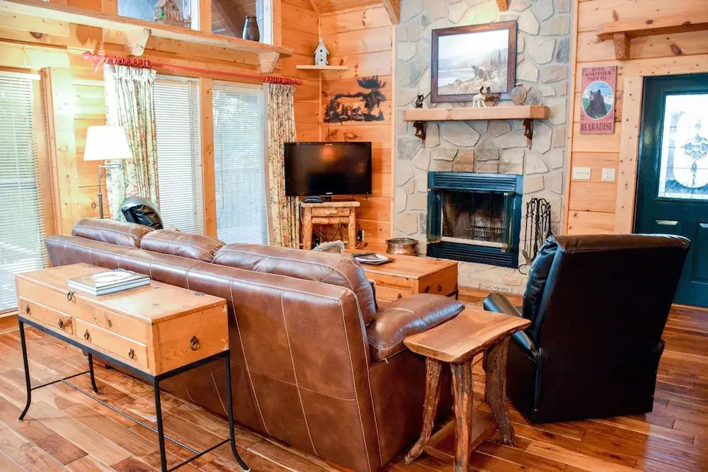 MAKING MEMORIES - 3 Br Cabin