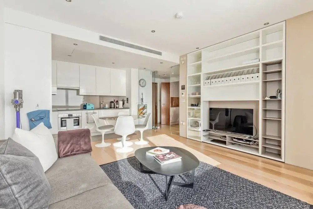 Elegant 2 Bed, 2 Bath Apt Sleeps 6 in Marylebone