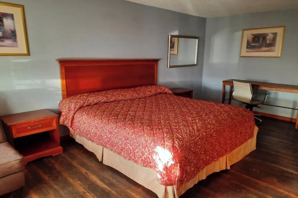 HiWay Inn Express Elk City Route 66