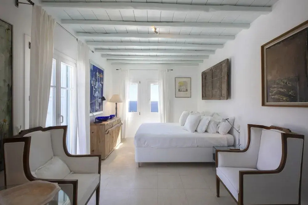 Villa Aerie - Sweeping Sea Views, Eclectic Style by Villarentalsgr