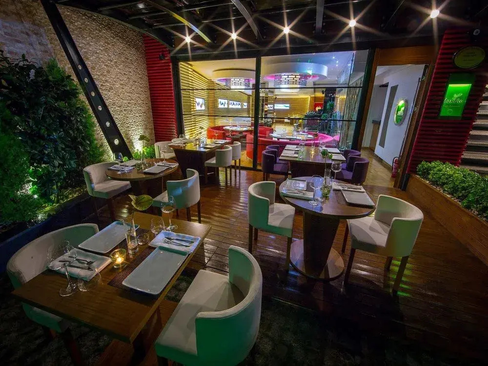 Aura Suites