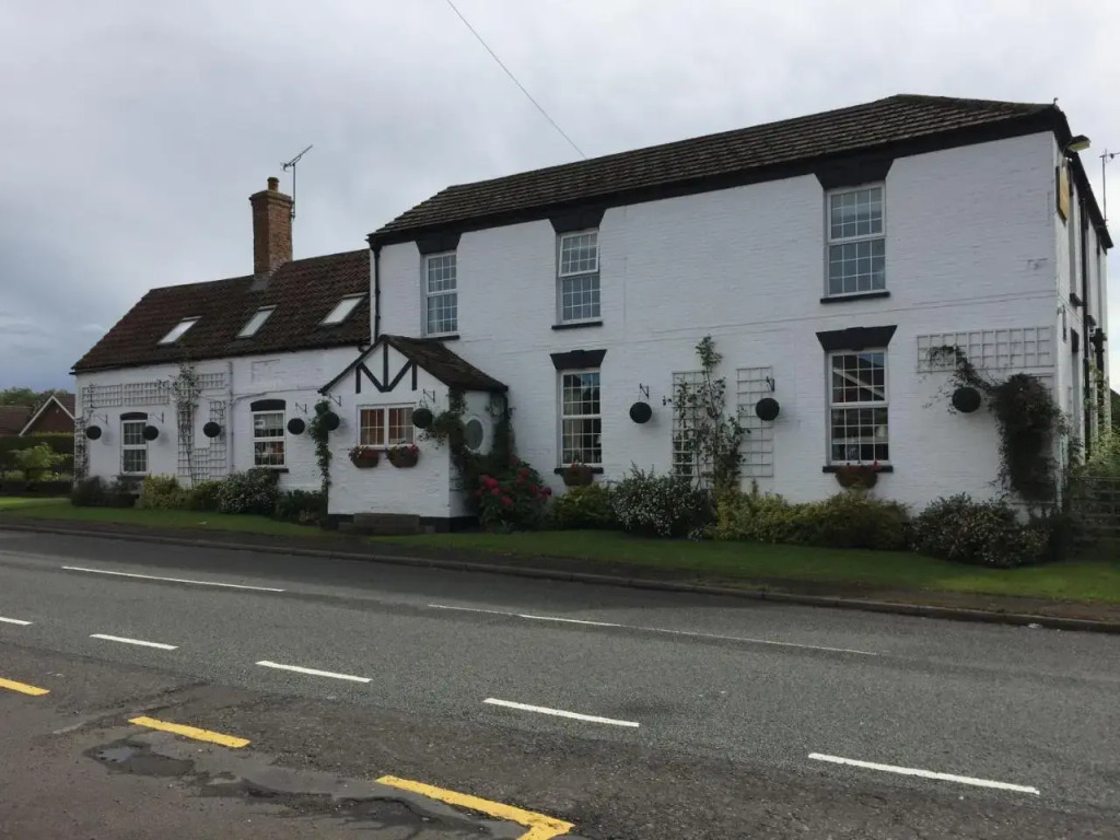 The Red Lion Inn Partney