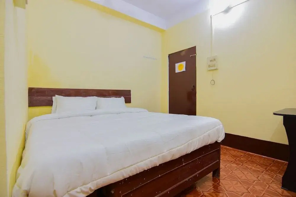 Spot On 30735 Madina Guest House