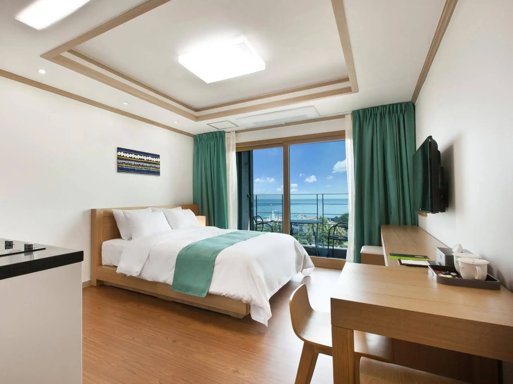 Familia Hotel