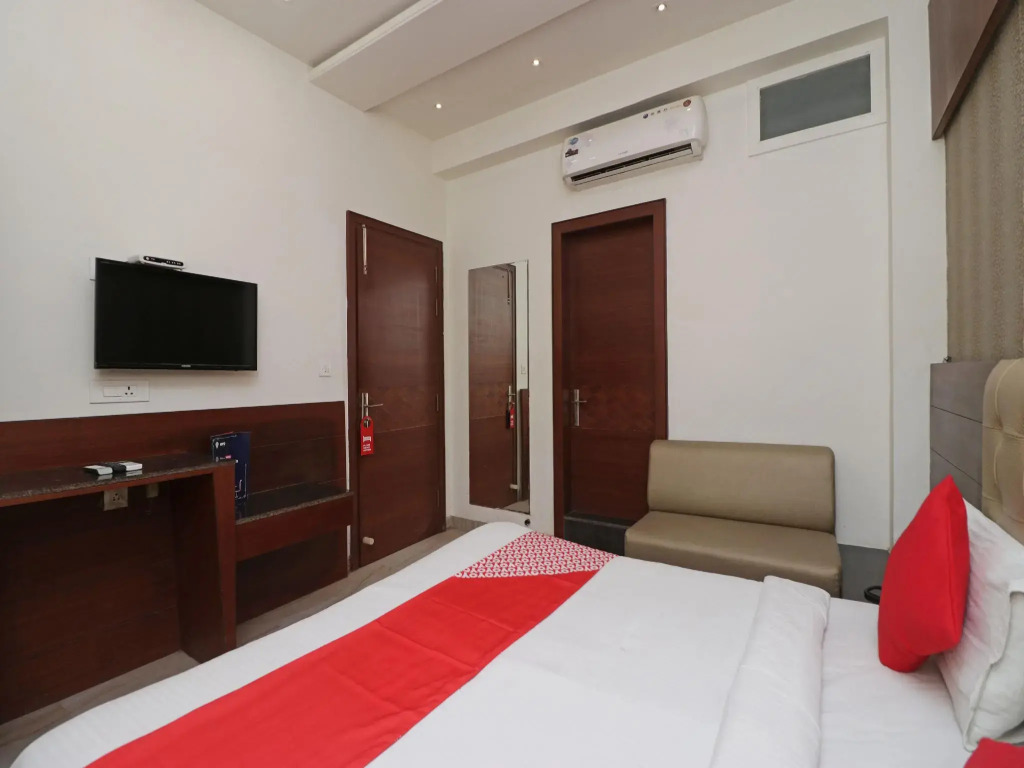 Capital O 2594 Hotel Kanchan Residency