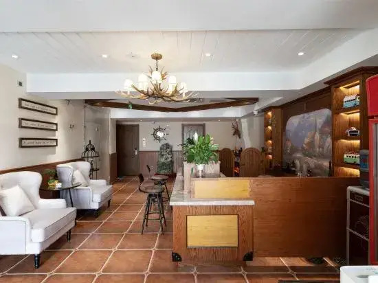 Yake Town Holiday Hotel (Dehui Branch)